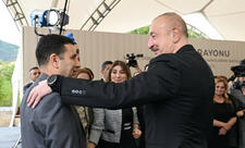 Prezident İlham Əliyev Xocalının Badara, Daşbulaq, Seyidbəyli və Şuşakənd kəndlərinin sakinləri ilə görüşüb -FOTO