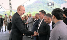 Prezident İlham Əliyev Xocalının Badara, Daşbulaq, Seyidbəyli və Şuşakənd kəndlərinin sakinləri ilə görüşüb -FOTO