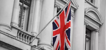 Böyük Britaniya Rusiya səfirini çağırıb