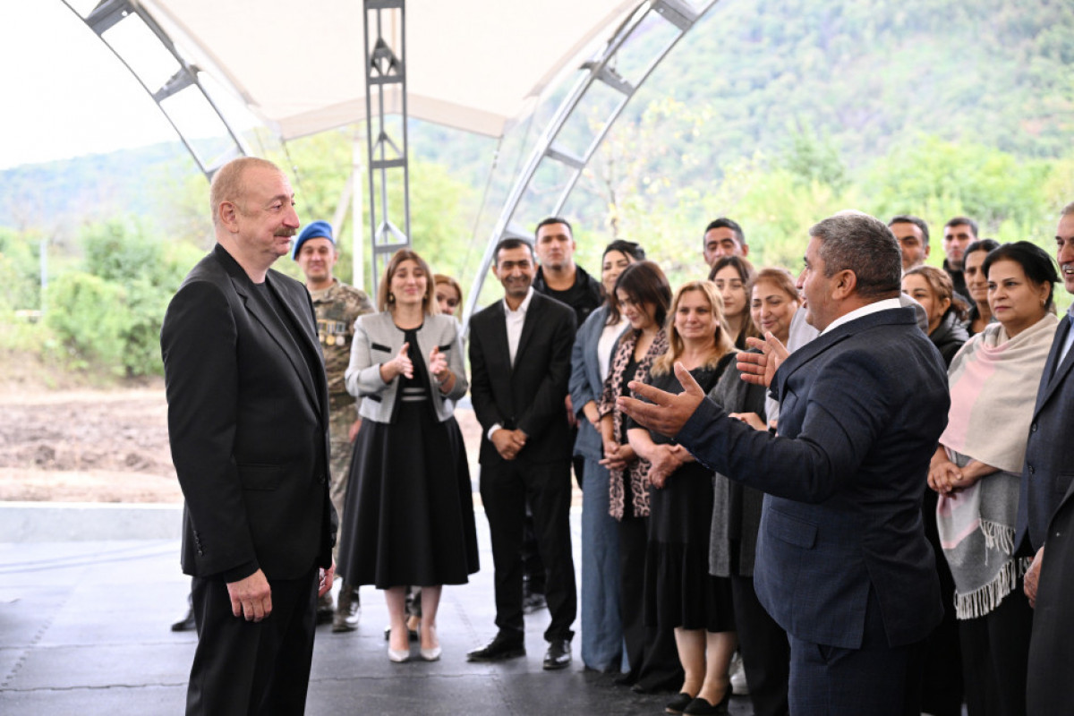 Prezident İlham Əliyev Xocalının Badara, Daşbulaq, Seyidbəyli və Şuşakənd kəndlərinin sakinləri ilə görüşüb -FOTO