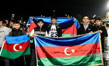 Dünya çempionatında uğurlu çıxış edən Azərbaycanın sərbəst güləşçiləri Vətənə qayıdıblar