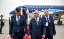 Əli Əsədov Qırğızıstana gedib