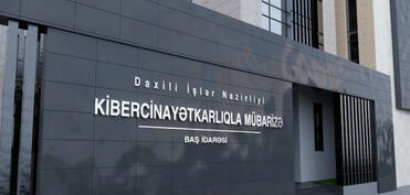 Onlayn qumar təşkil edən 10 nəfərdən ibarət dəstə tutulub - ƏMƏLİYYAT GÖRÜNTÜLƏRİ