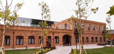 Üzeyir Hacıbəylinin 140 illik yubileyi ADA Universitetinin Qazax Mərkəzində qeyd olunub