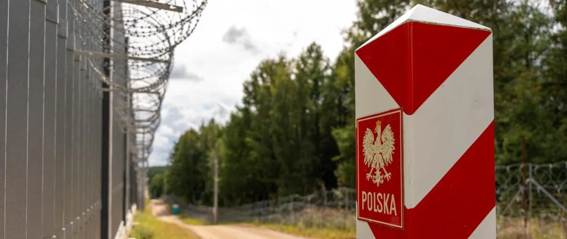 Polşa Belarus ilə sərhəd keçidlərini açacaq