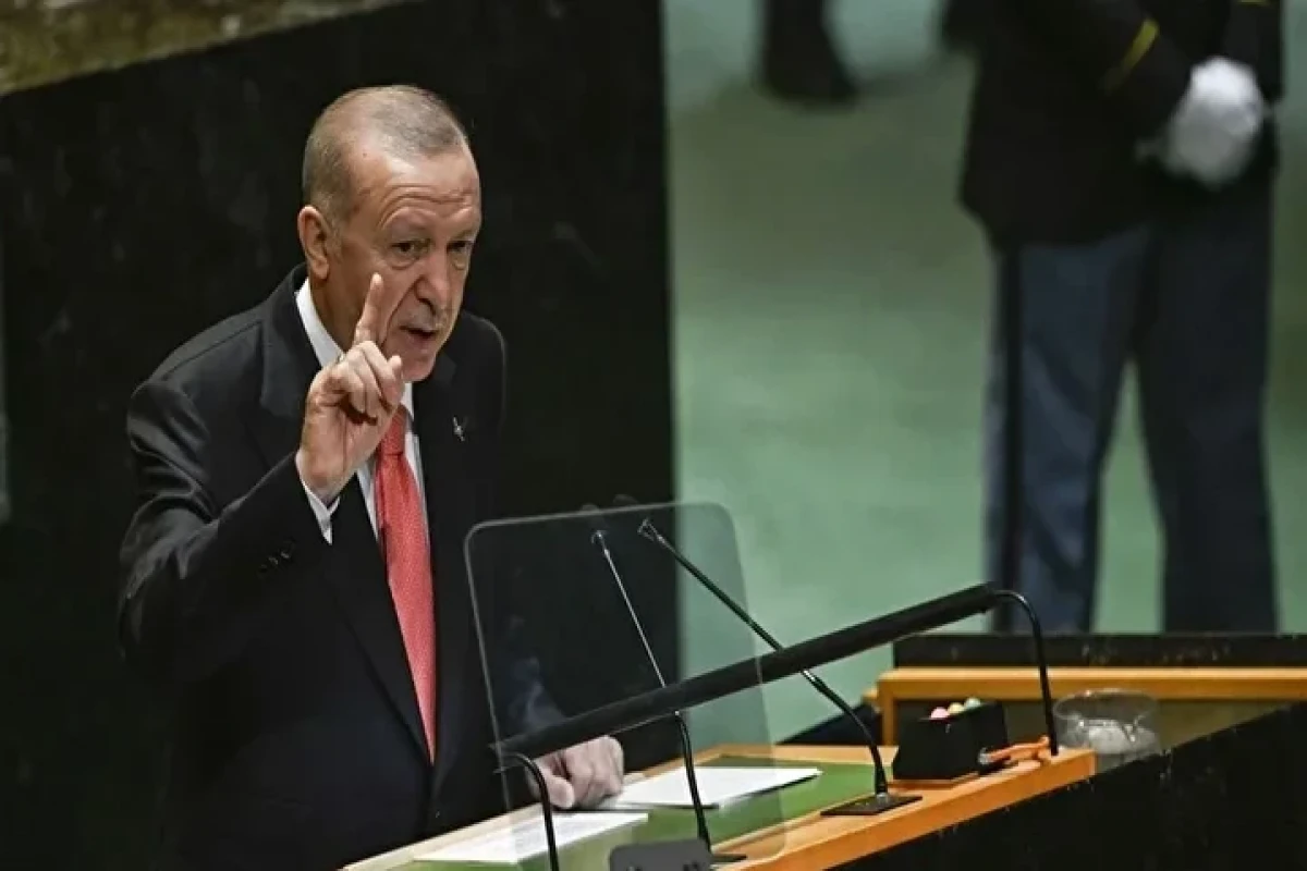 Ərdoğan BMT-nin Qəzzada öz əməkdaşlarını qoruya bilmədiyini deyib