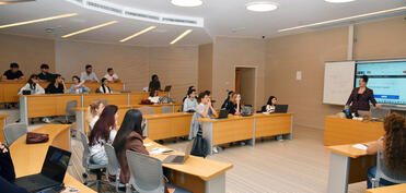 “Visiting Lecturer” layihəsi üzrə dərslərə başlanıb
