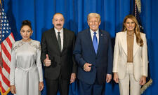 Tarixi ziyafətdən tarixi foto