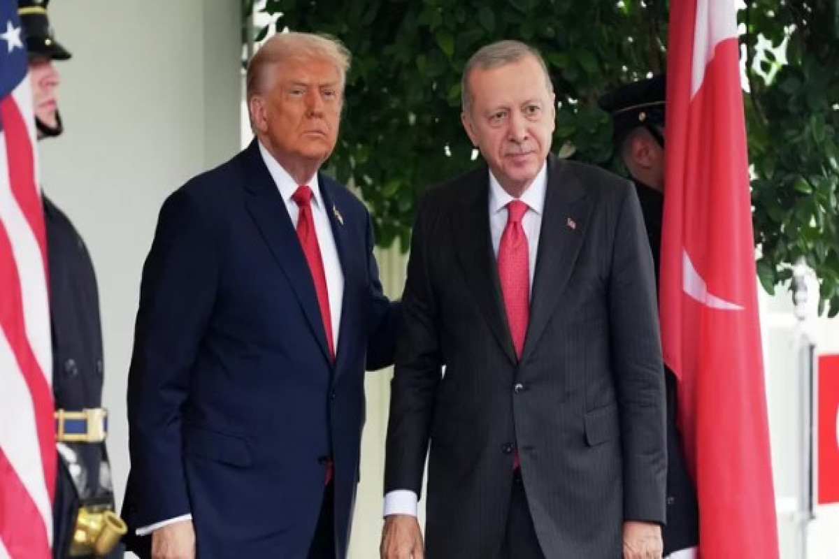 Ərdoğan Trampı Türkiyəyə rəsmi səfərə dəvət edib