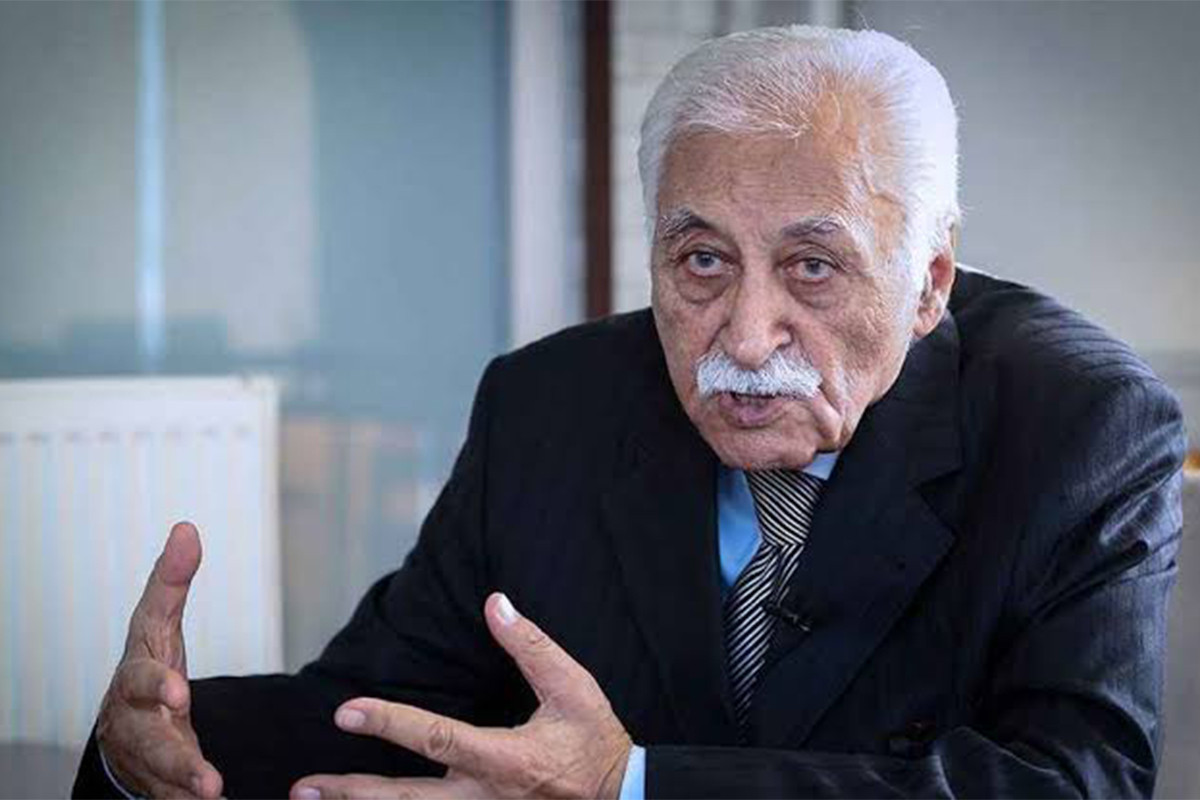 Əslən Qarabağdan olan türkiyəli şair Yavuz Bülent Bakiler vəfat edib