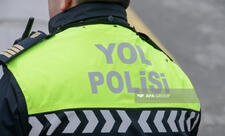 Yol polisi keçiddən istifadə ilə bağlı sürücü və piyadalara müraciət edib