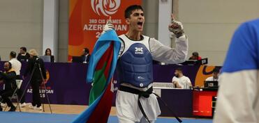 Azərbaycan taekvondoçuları günü 3 qızıl medalla başa vurublar - YENİLƏNİB