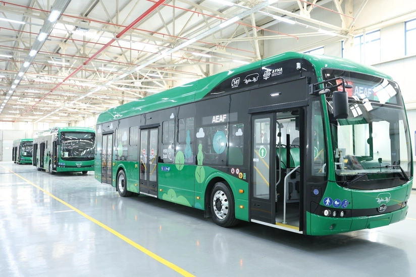 Sumqayıt Sənaye Parkında istehsal olunan ilk elektrik avtobusu "BakuBus"a təqdim olunub