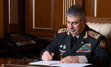 Azərbaycan müdafiə naziri Pakistan tərəfinə başsağlığı verib