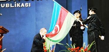 Ölkənin gələcək müqəddəratını müəyyən edən seçkilər