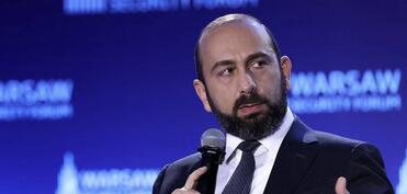 Mirzoyan: İrəvanla Bakı arasında sülh bütün region üçün vacibdir