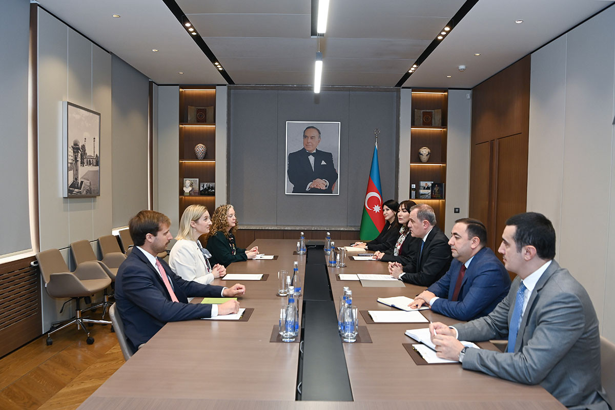Ceyhun Bayramov ABŞ Dövlət Departamentinin baş müşavirni qəbul edib