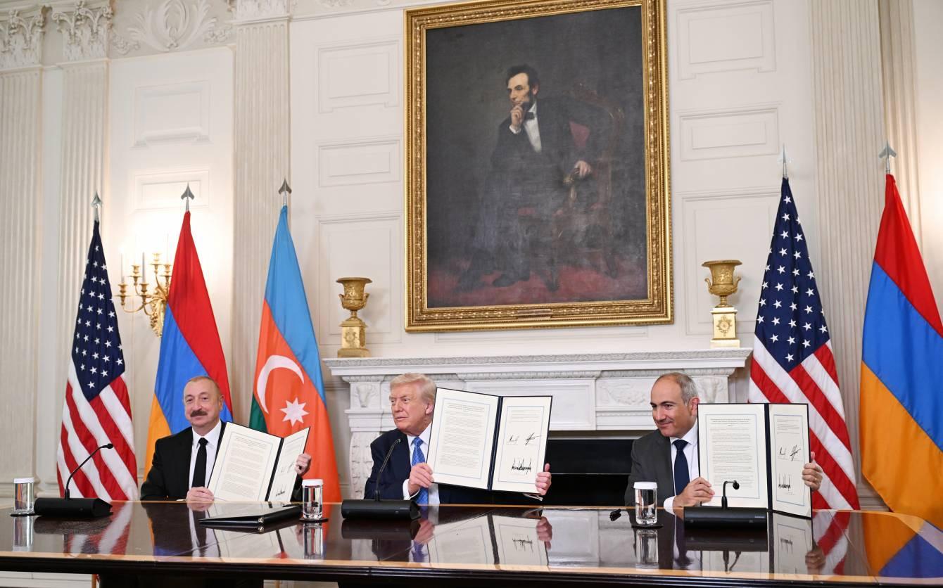 “Ermənistanın alternativ yolu yoxdur”-Naqif Həmzəyev