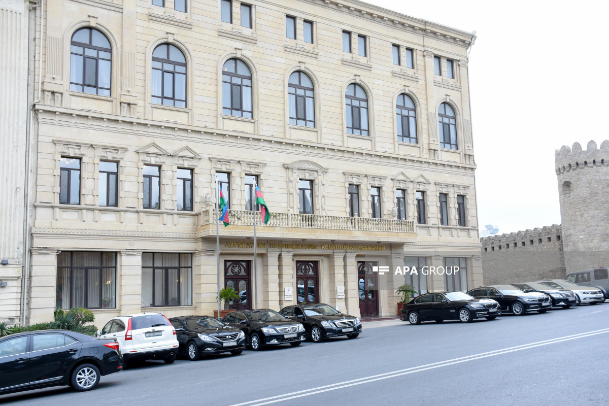 Konstitusiya Məhkəməsi Baş Prokurorluğun sorğusu əsasında qərar verib