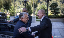 Orban: Bir dost görmək həmişə xoşdur