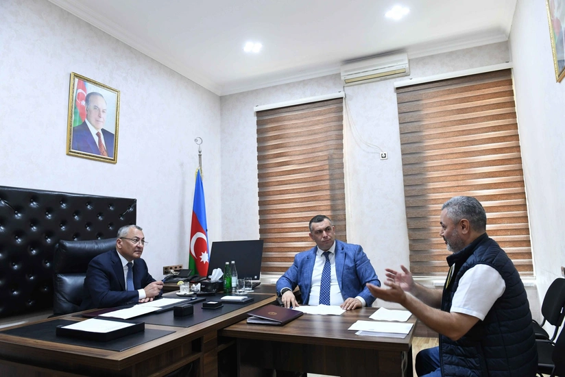 Rövşən Rzayev vətəndaş qəbulu keçirib