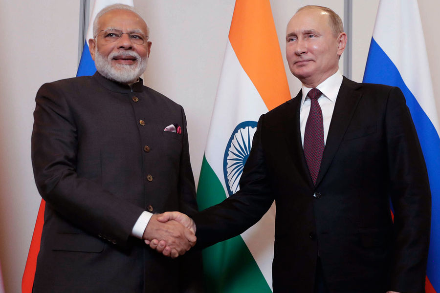 Modi və Putin arasında telefon danışığı olub