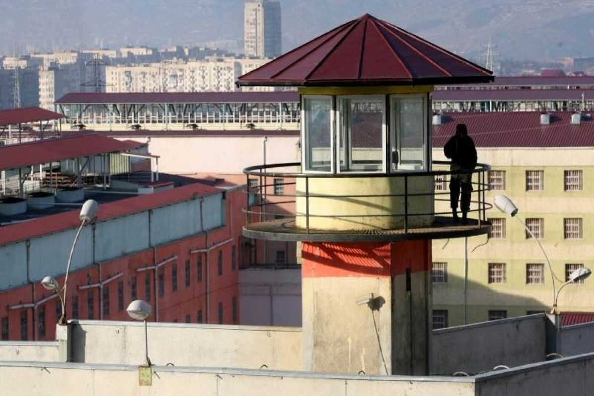 Tbilisidə keçmiş həbsxana rəisi intihar edib