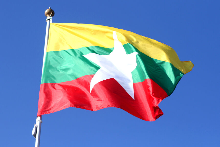 Myanma Hərbi Hava Qüvvələrinə məxsus təyyarə Tailand sərhədi yaxınlığında bomba atıb