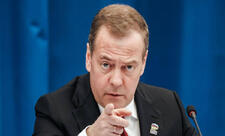 Medvedev: “Tomahawk” raketlərinin Ukraynaya göndərilməsi Tramp üçün pis sonlana bilər