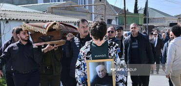 Mədəniyyət Nazirliyi Ənvər Həsənovun qəbirüstü abidəsinin hazırlanmasından imtina edib
