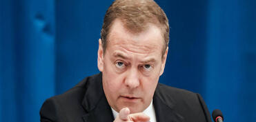Medvedev: “Tomahawk” raketlərinin Ukraynaya göndərilməsi Tramp üçün pis sonlana bilər