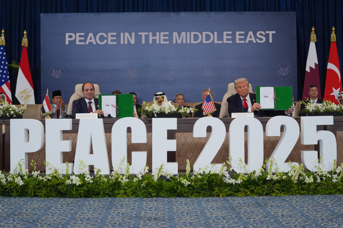 Dünya liderləri Misirdə Qəzza sülh sazişini imzalayıblar - FOTO