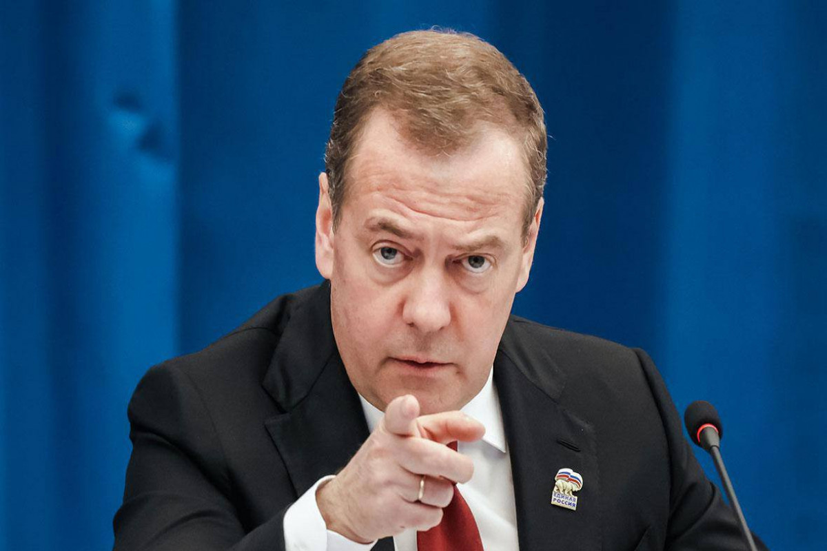 Medvedev: “Tomahawk” raketlərinin Ukraynaya göndərilməsi Tramp üçün pis sonlana bilər
