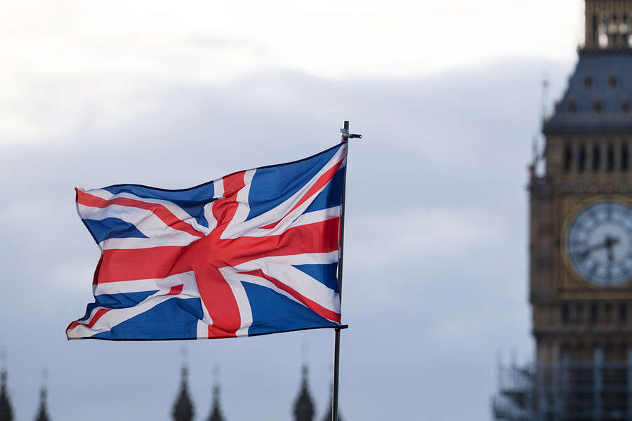 Britaniya “Lukoyl” və “Rosneft”ə qarşı sanksiyalar tətbiq edib