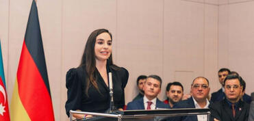 Leyla Əliyeva və Arzu Əliyeva Berlində MAMA “Ana təbiət” sərgisinin açılışında iştirak edib
