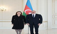 İlham Əliyev Avropa İttifaqının Azərbaycandakı nümayəndəliyinin yeni rəhbərinin etimadnaməsini qəbul edib