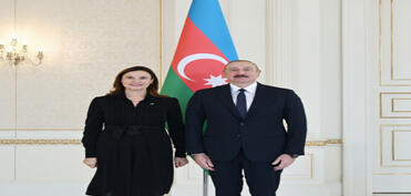 İlham Əliyev Avropa İttifaqının Azərbaycandakı nümayəndəliyinin yeni rəhbərinin etimadnaməsini qəbul edib