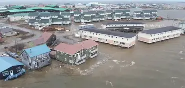 "Halong" qasırğası Alyaskanın qərbini vurub: 1 ölü
