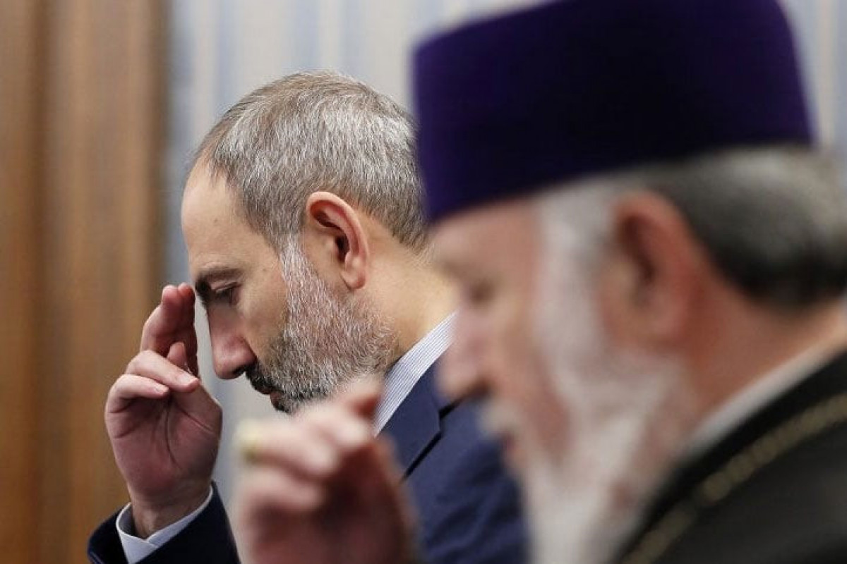 Ermənistanda hakimiyyətlə kilsənin qarşıdurması daha da şiddətlənir