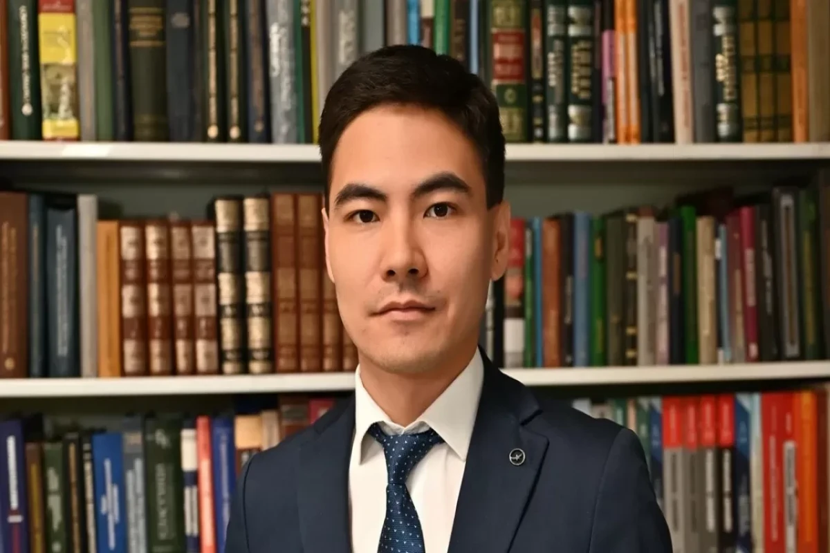 Qazaxıstan və Azərbaycan arasında münasibətlər strateji tərəfdaşlıq səviyyəsindədir - Poloitoloq