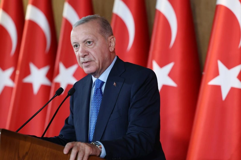 Ərdoğan CHP-nin parlament fraksiyası sədrinin müavininə təzminat iddiası qaldırıb