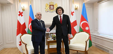 Əli Əsədov Tbilisidə İrakli Kobaxidze ilə görüşüb