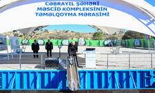 Prezident İlham Əliyev Cəbrayıl şəhər məscidinin təməlini qoyub