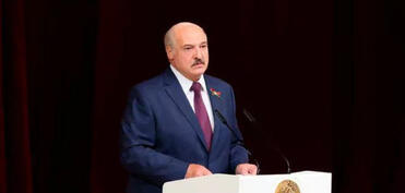 Lukaşenko: Azərbaycan və Ermənistan arasında sülh sazişi ümid yaradır