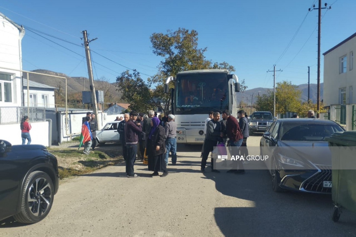 Növbəti köç karvanı Xocalının Təzəbinə kəndinə çatıb