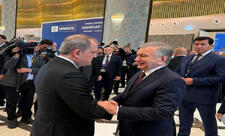 Ceyhun Bayramov Özbəkistan Prezidenti ilə görüşüb