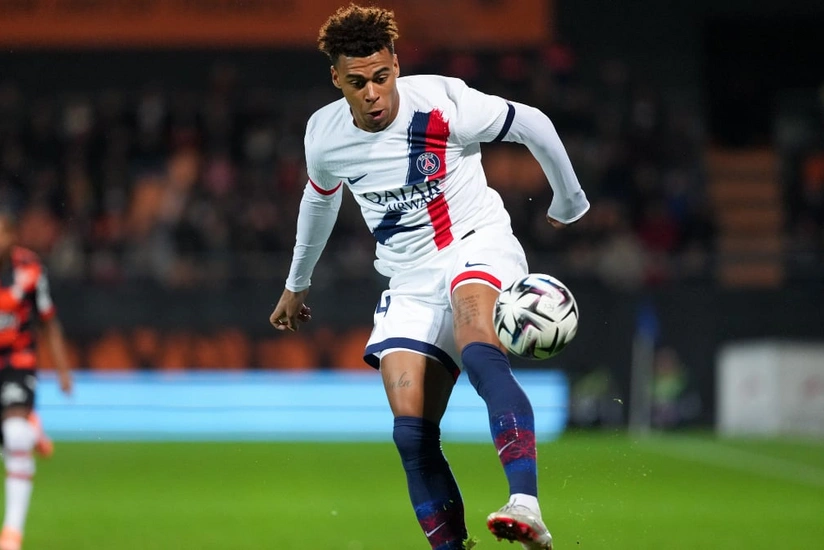 Fransalı futbolçu Azərbaycan millisi ilə oyundan əvvəl zədələnib