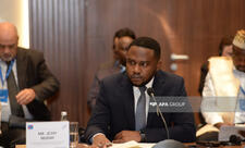 BMT mütəxəssisi müstəmləkəçiliyə qarşı beynəlxalq əməkdaşlığı gücləndirməyə çağırıb