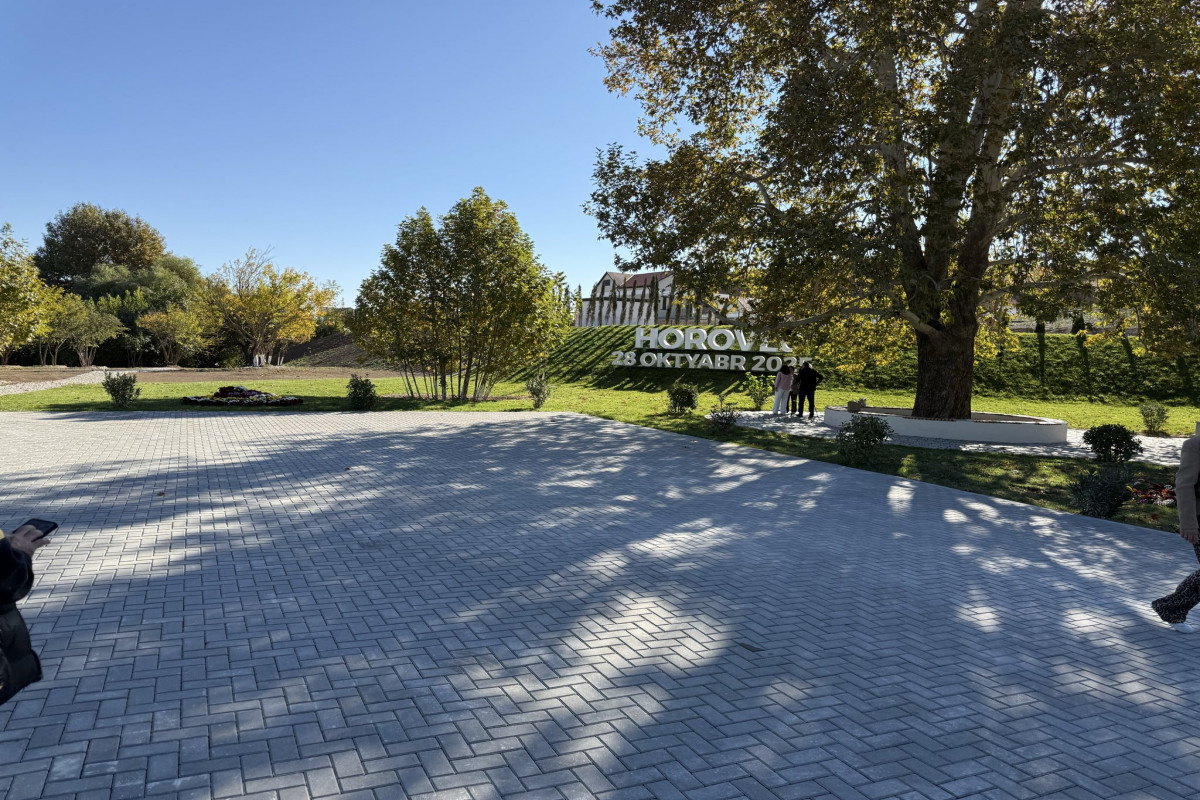 Hikmət Hacıyev: Diplomatik korpusun Cəbrayıl və Zəngilana səfəri zamanı əsas diqqət Zəngəzur dəhlizinin tikintisinə yönəlib