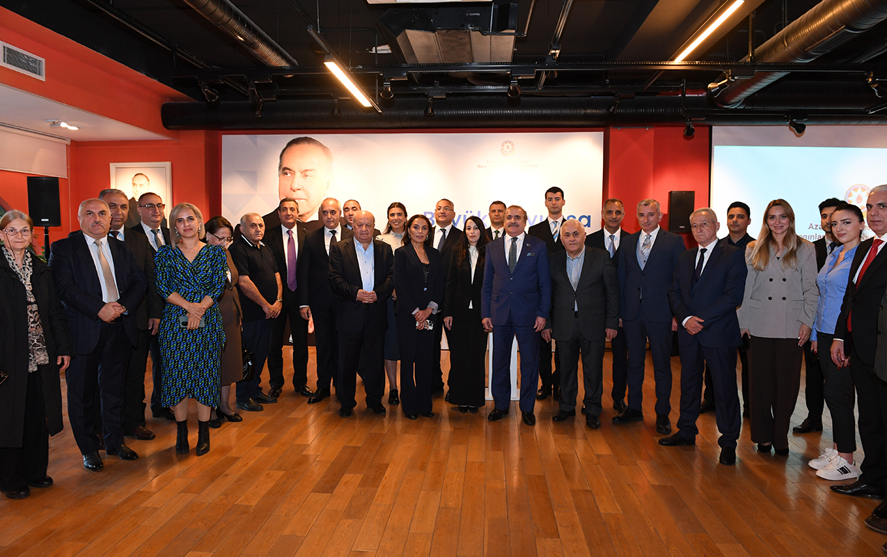 “Böyük Qayıdışa aparan yollar” adlı sərgi-təqdimat keçirilib